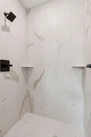 $889,500 | 11301 Latrobe Ln Lake North, Lake Elmo, MN 55042