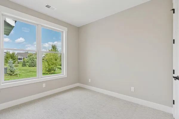 $869,900 | 11301 Latrobe Ln Lake North, Lake Elmo, MN 55042