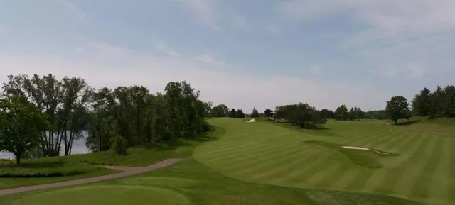 $889,500 | 11301 Latrobe Ln Lake North, Lake Elmo, MN 55042