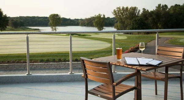 $869,900 | 11301 Latrobe Ln Lake North, Lake Elmo, MN 55042