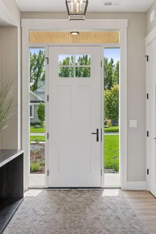 $889,500 | 11301 Latrobe Ln Lake North, Lake Elmo, MN 55042