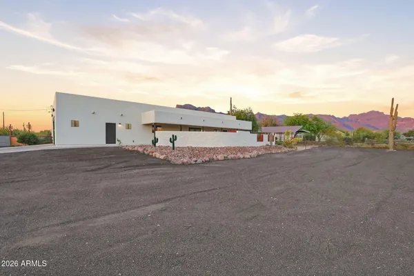 $600,000 | 1651 South Prospectors Road, Apache Junction, AZ 85119