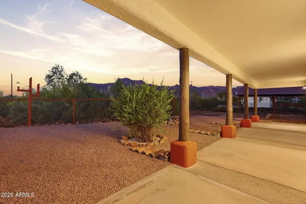 $600,000 | 1651 South Prospectors Road, Apache Junction, AZ 85119