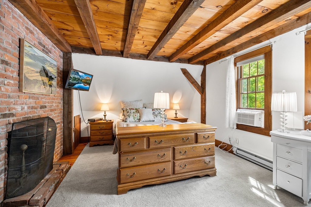 309 Mendon Road Sutton, MA 01590 - Photo 17 of 34