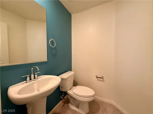 $2,195 | 380 Canary Song Drive, Henderson, NV 89011