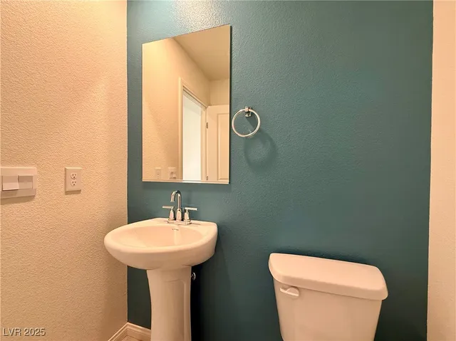 $2,195 | 380 Canary Song Drive, Henderson, NV 89011