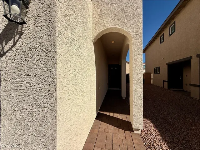$2,195 | 380 Canary Song Drive, Henderson, NV 89011