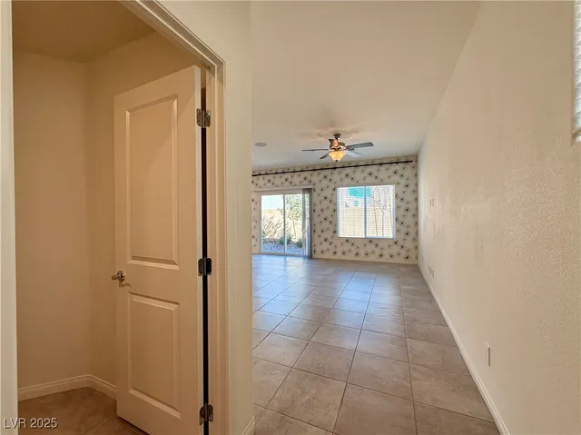 $2,195 | 380 Canary Song Drive, Henderson, NV 89011