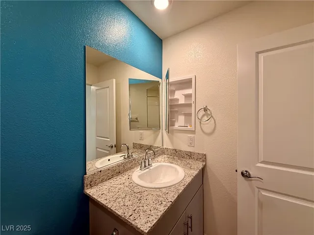 $2,195 | 380 Canary Song Drive, Henderson, NV 89011