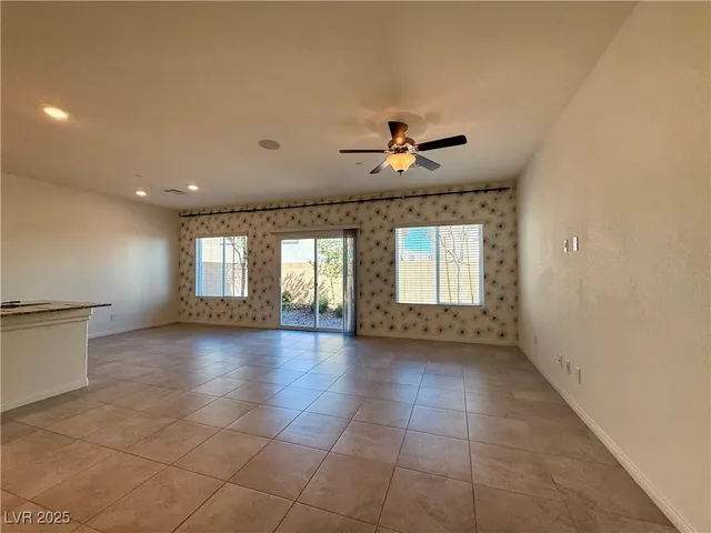 $2,195 | 380 Canary Song Drive, Henderson, NV 89011