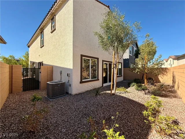 $2,195 | 380 Canary Song Drive, Henderson, NV 89011