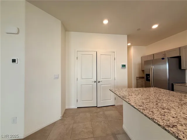 $2,195 | 380 Canary Song Drive, Henderson, NV 89011