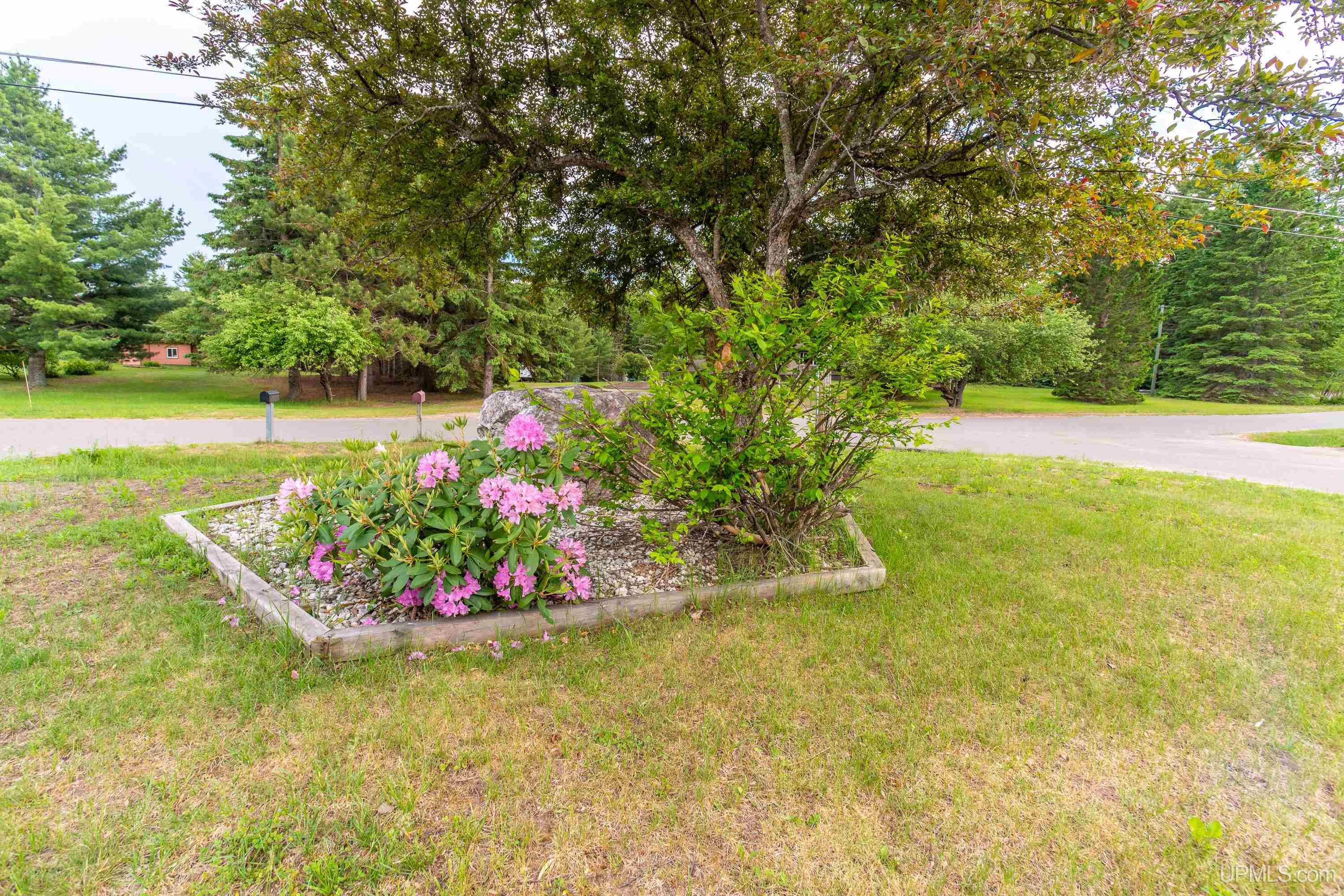 204 Ford Road Marquette, MI 49855 - Photo 40 of 47