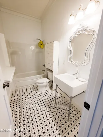 $765,000 | 7325 Suwanee Avenue, Southport, FL 32409