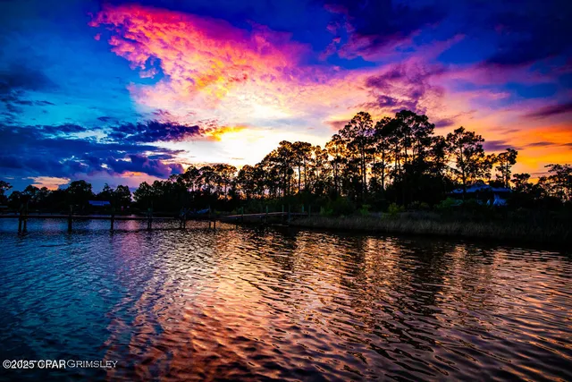 $765,000 | 7325 Suwanee Avenue, Southport, FL 32409