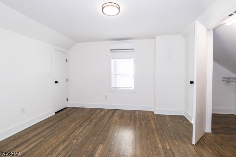 1162 Weber Street Union, NJ 07083 - Photo 20 of 29