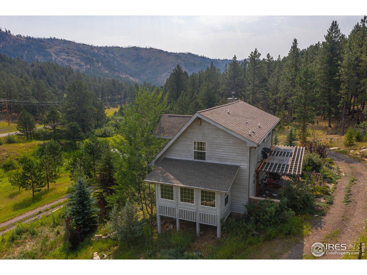 2725 Stove Prairie Road Bellvue, CO 80512 - Photo 3 of 40 Gallery Image 3