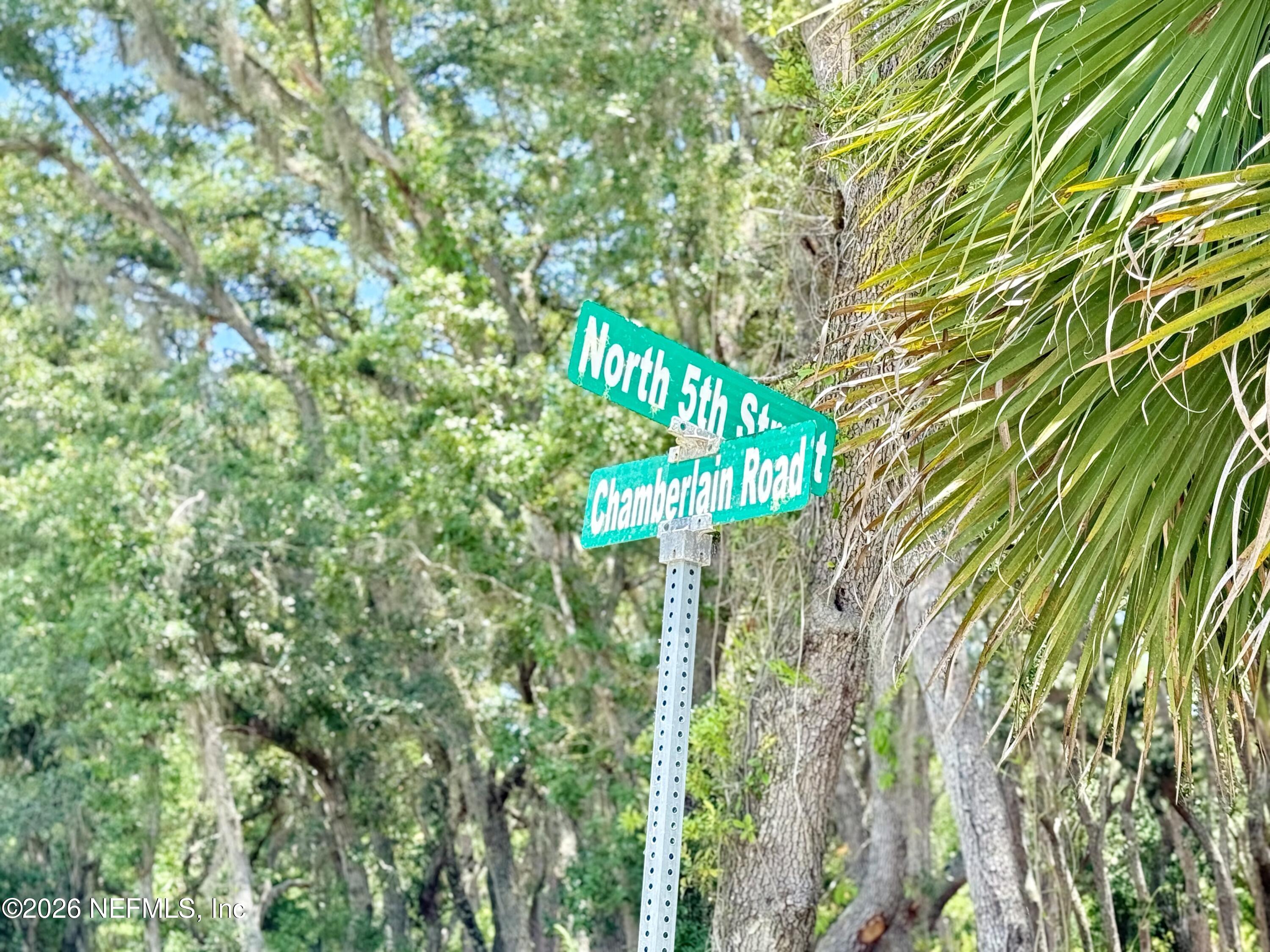 438 Chamberlain Road Satsuma, FL 32189 - Photo 3 of 21 IMG_2948