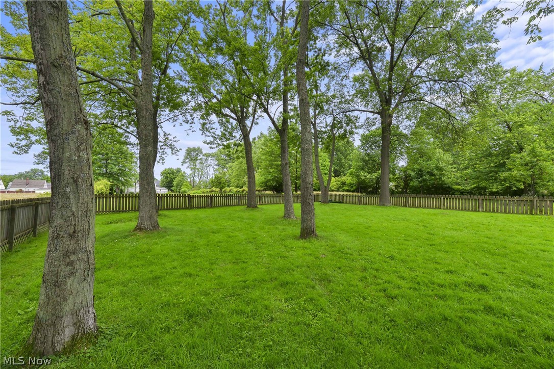 14305 Rockside Road Maple Heights, OH 44137 - Photo 33 of 35