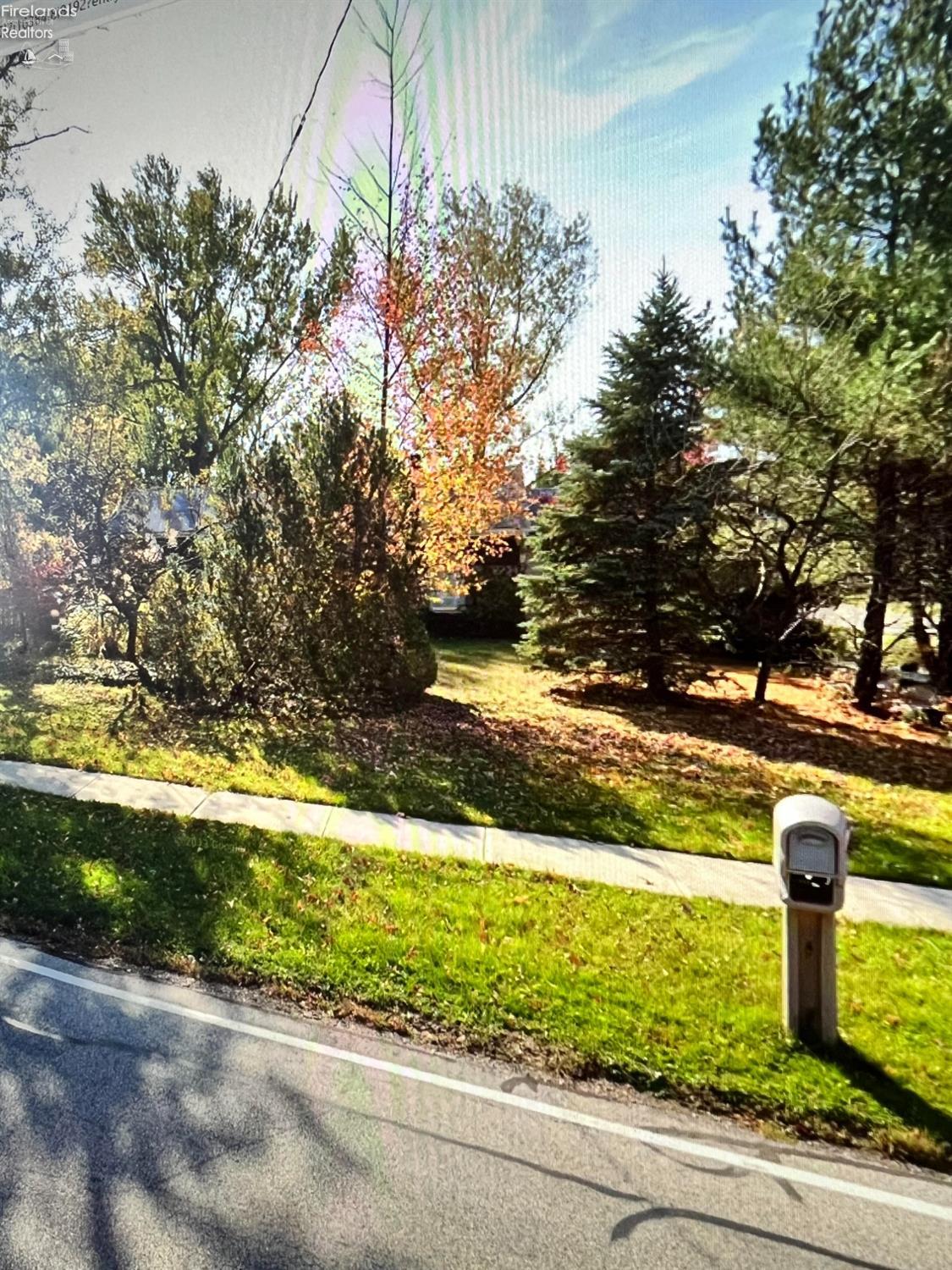 19917 Drake Road Strongsville, OH 44149 - Photo 2 of 2 Gallery Image 2