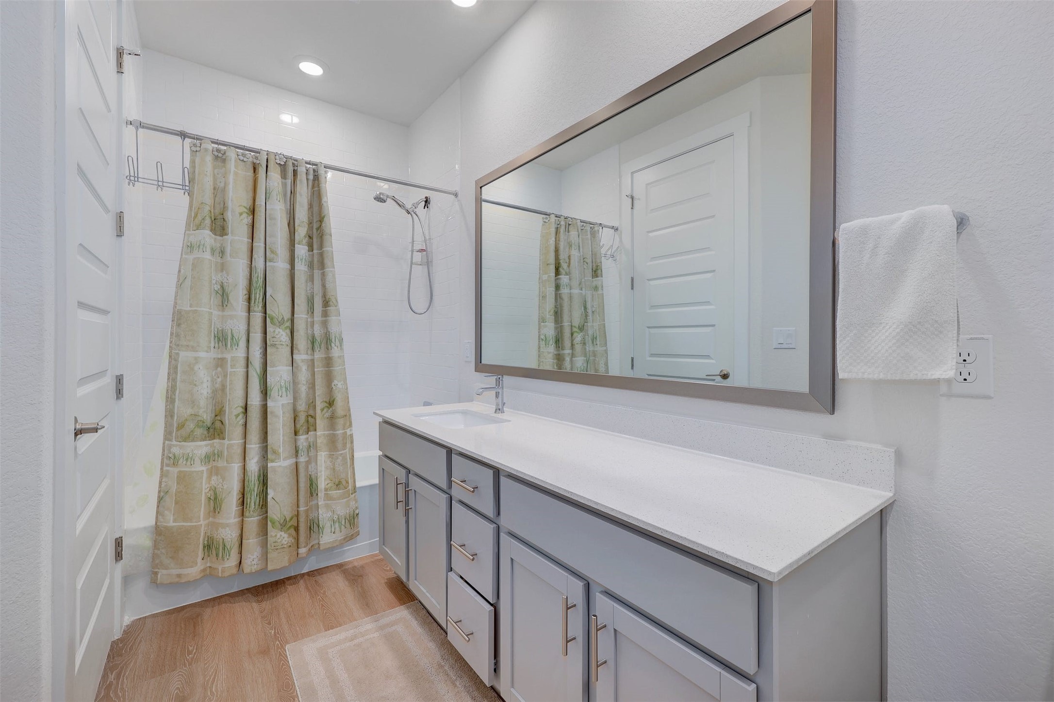 2041 Centerline Lane Georgetown, TX 78628 - Photo 24 of 31 a bathroom with a sink and a mirror