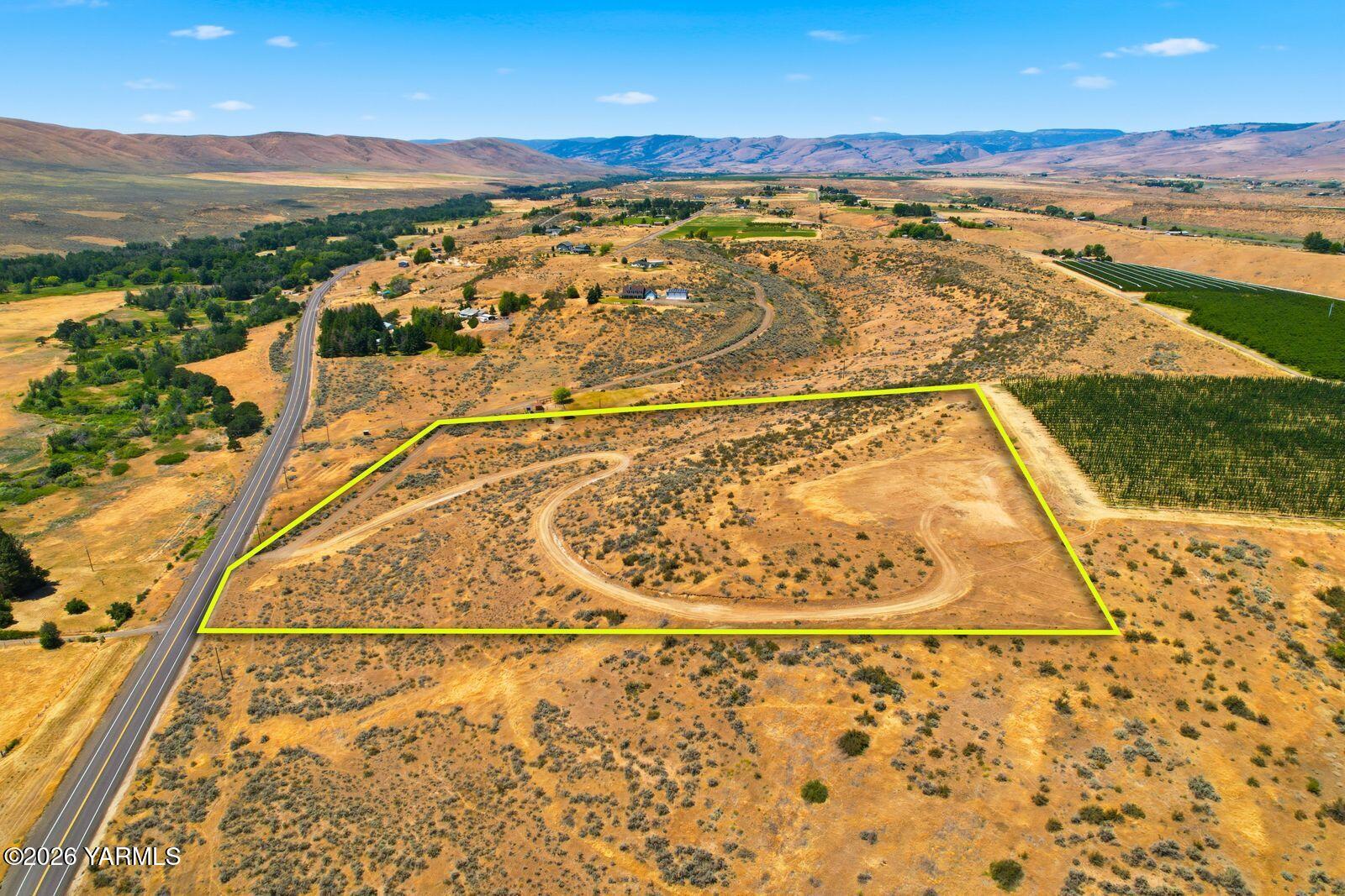 17011 Ahtanum Road Yakima, WA 98903 - Photo 7 of 16 7 Drone