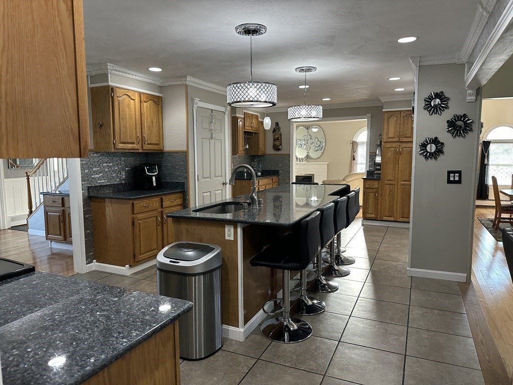 48 Spruce Road North Reading, MA 01864 - Photo 8 of 30 Gallery Image 8