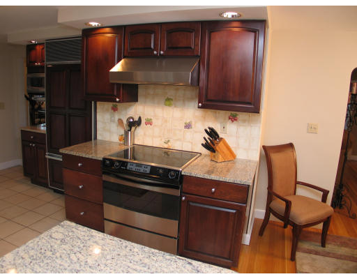 14 Lockeland Road Winchester, MA 01890 - Photo 8 of 15 Gallery Image 8
