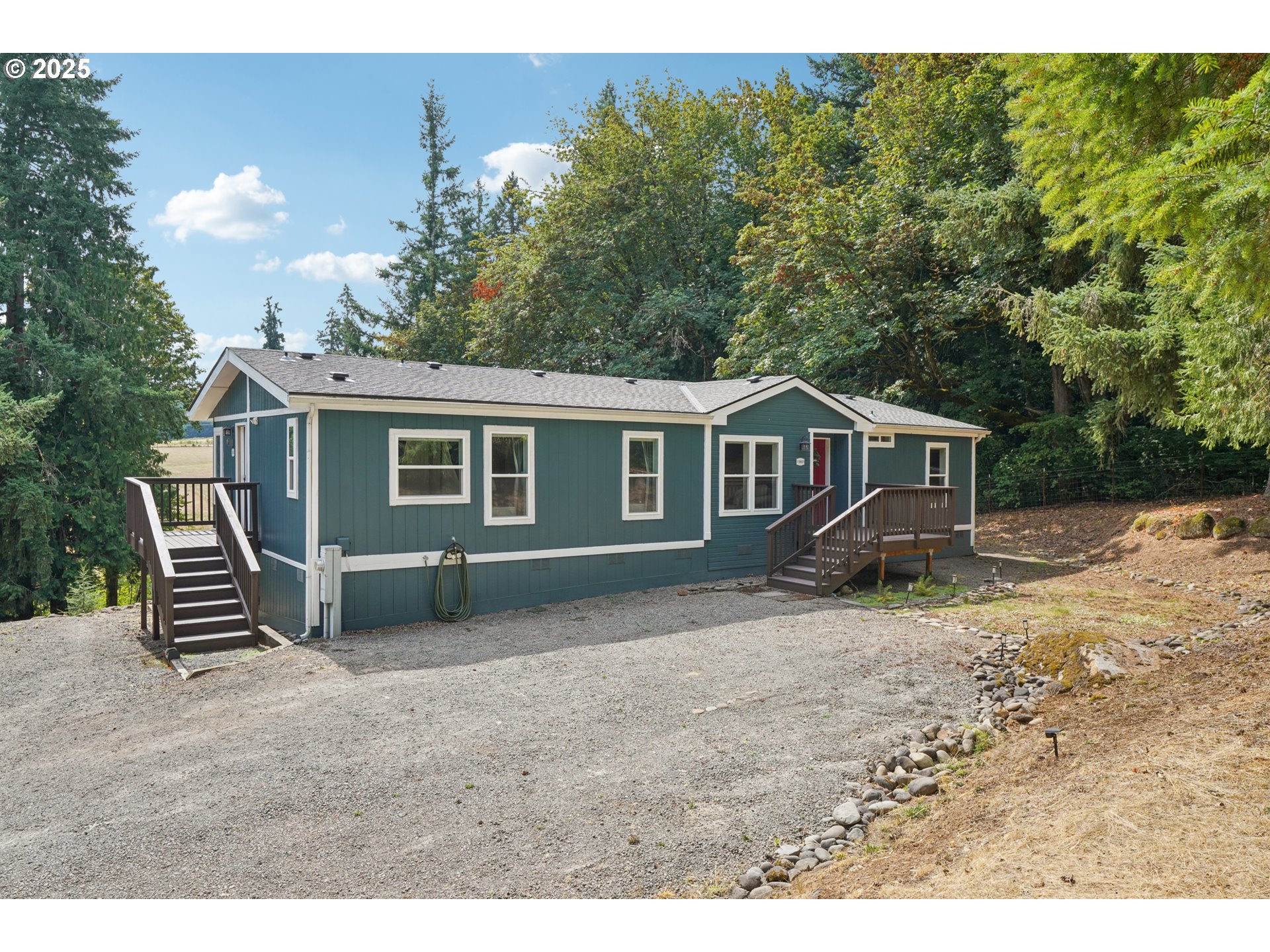 15601 South Thayer Road Oregon City, OR 97045 - Photo 1 of 33 Gallery Image 1