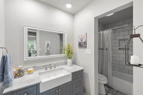 $469,000 | 302 South Lake Creek Drive, Round Rock, TX 78681