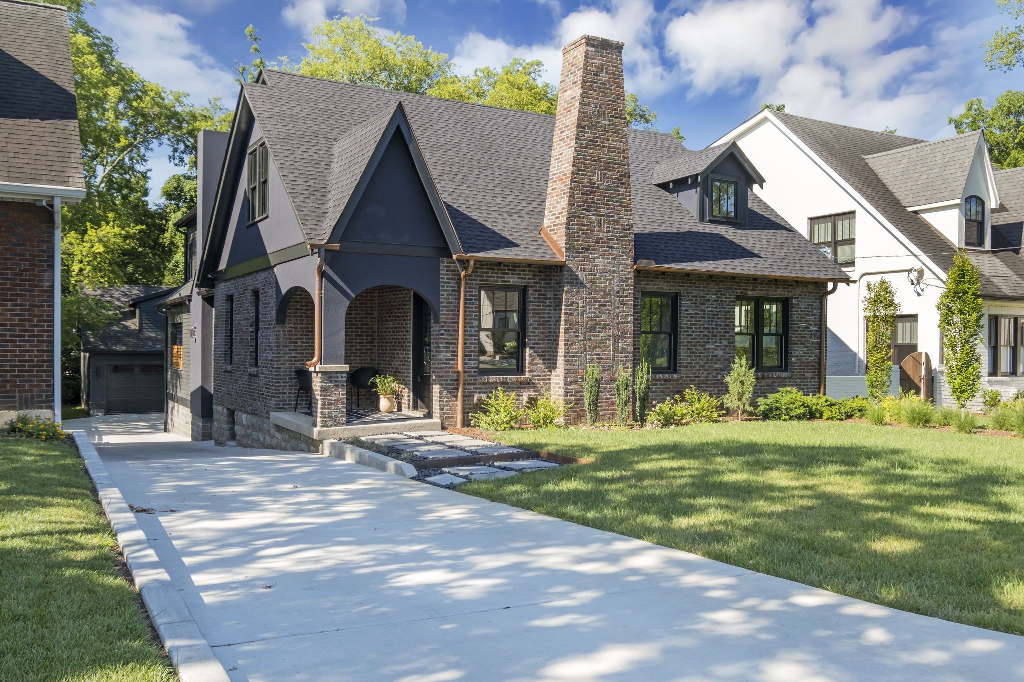 2127 West Linden Ave  