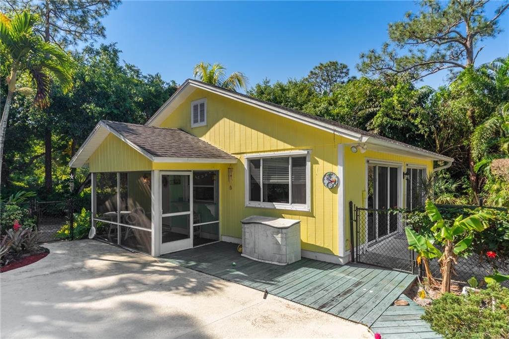 1670 Southwest Hackman Terrace Stuart, FL 34997 - Photo 12 of 45 Gallery Image 12