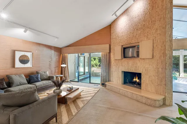 $1,000,000 | 7120 Hazel Avenue, Orangevale, CA 95662