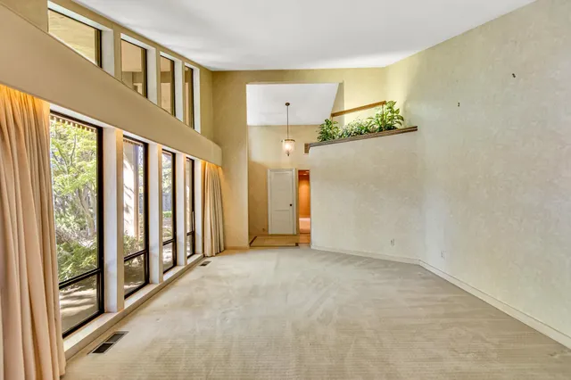 $1,000,000 | 7120 Hazel Avenue, Orangevale, CA 95662