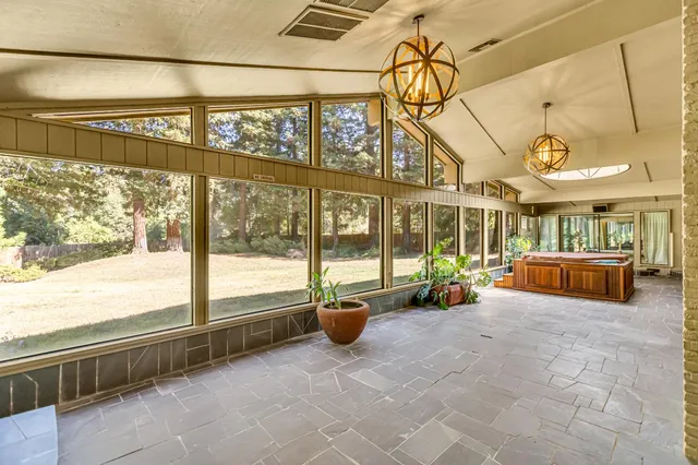 $1,000,000 | 7120 Hazel Avenue, Orangevale, CA 95662