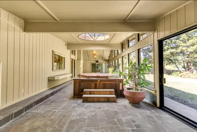 $1,000,000 | 7120 Hazel Avenue, Orangevale, CA 95662