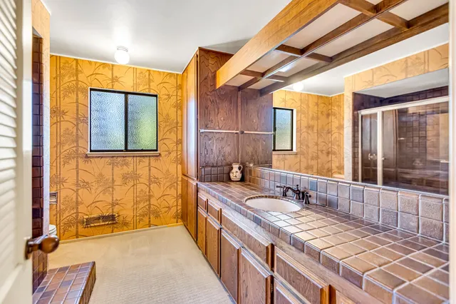 $1,000,000 | 7120 Hazel Avenue, Orangevale, CA 95662