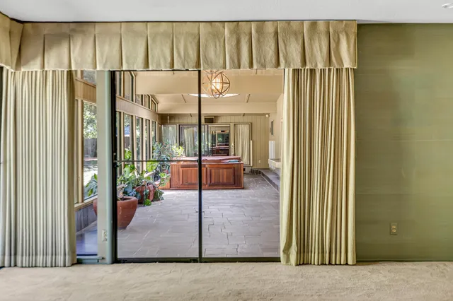 $1,000,000 | 7120 Hazel Avenue, Orangevale, CA 95662