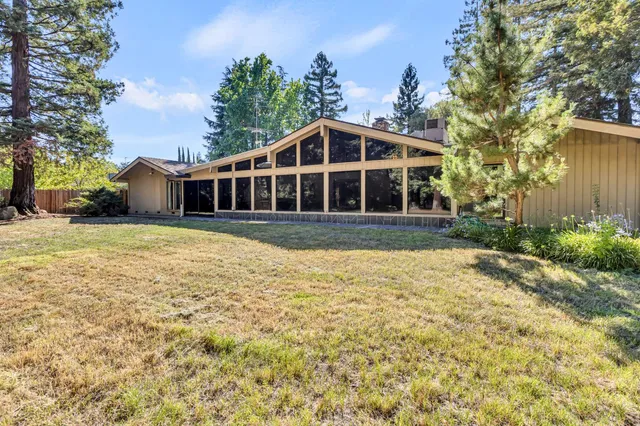 $1,000,000 | 7120 Hazel Avenue, Orangevale, CA 95662