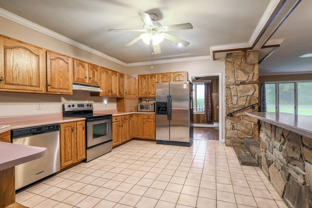 161 Heritage Road Putnam, CT 06260 - Photo 15 of 30 Gallery Image 15