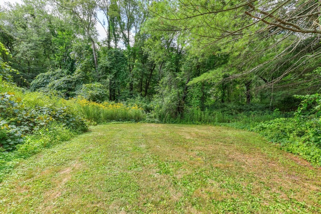 161 Heritage Road Putnam, CT 06260 - Photo 6 of 30 Gallery Image 6