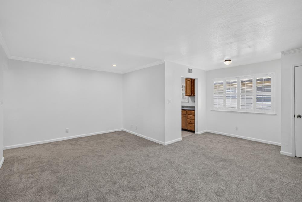 5948 Walerga Road, Unit 4 Sacramento, CA 95842 - Photo 6 of 33