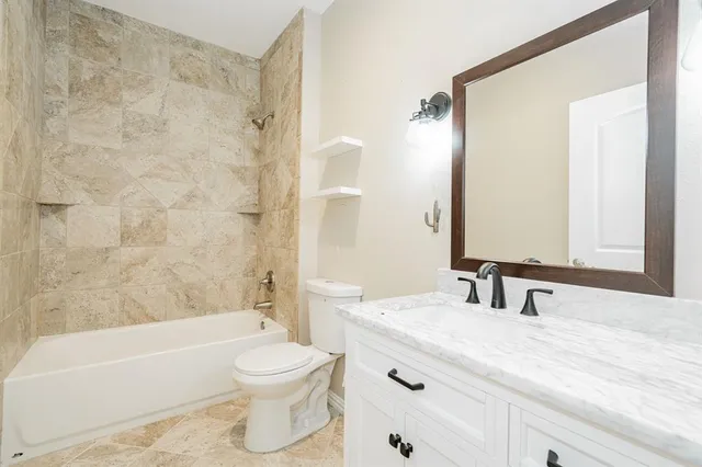 $340,000 | 8306 Chesham Drive, Rowlett, TX 75088