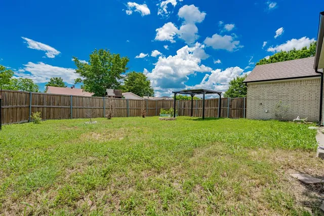 $340,000 | 8306 Chesham Drive, Rowlett, TX 75088