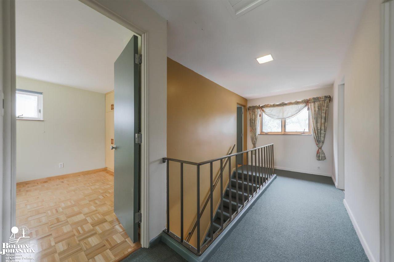 1067 Devonshire Road Grosse Pointe Park, MI 48230 - Photo 36 of 58
