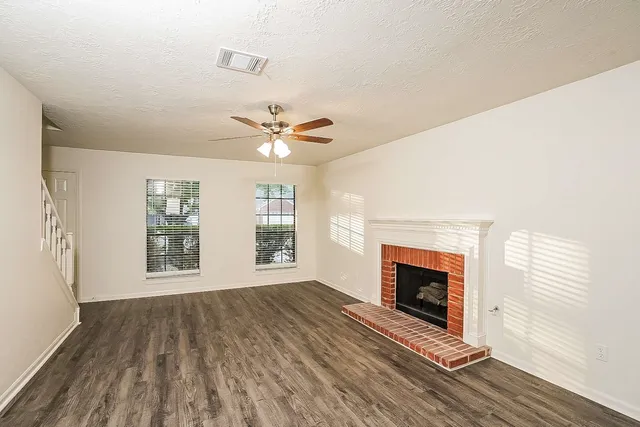 $2,375 | 7838 Sunny Ridge Drive, Houston, TX 77095