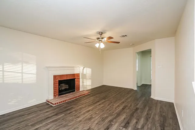 $2,375 | 7838 Sunny Ridge Drive, Houston, TX 77095