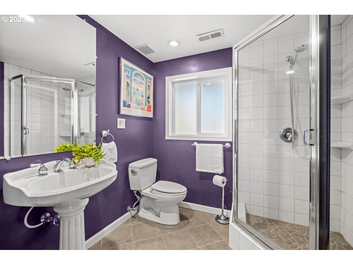 19065 Southwest Gassner Road Beaverton, OR 97007 - Photo 45 of 47 Gallery Image 45