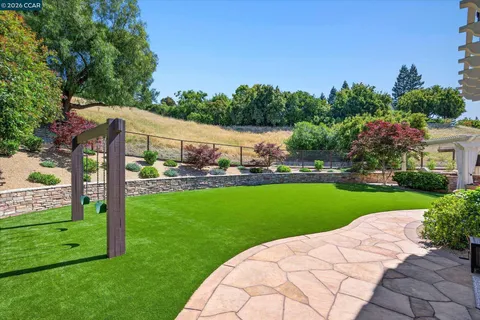 $2,494,800 | 1088 Yorkshire Place, Danville, CA 94506
