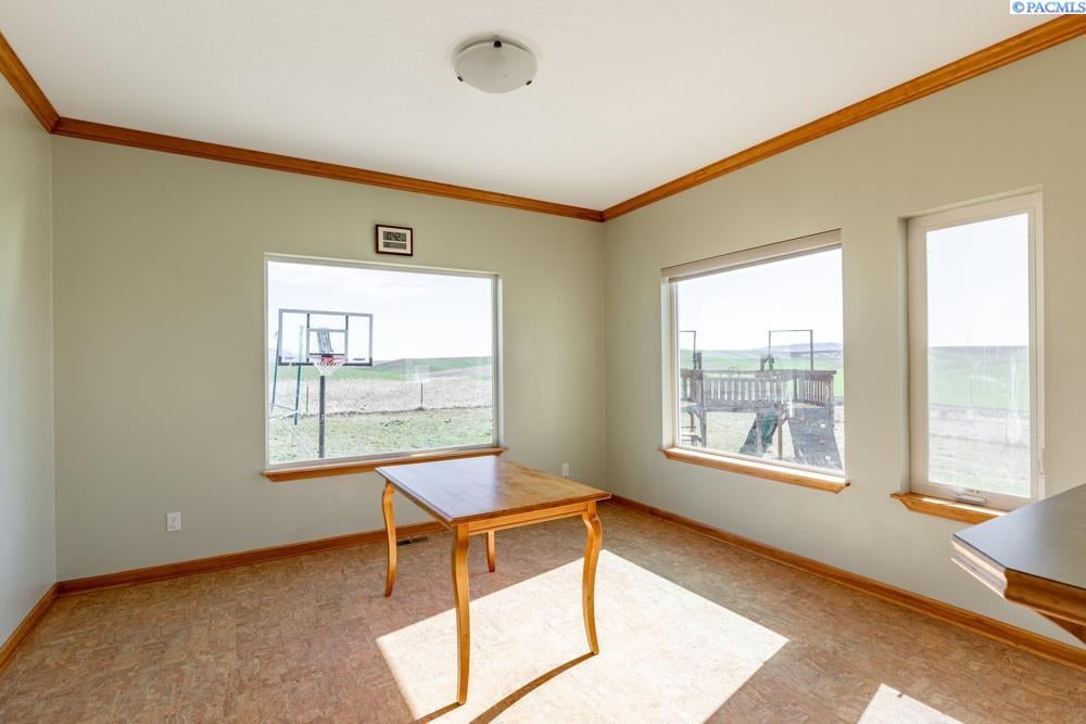 1091 Sunshine Road Pullman, WA 99163 - Photo 6 of 50 Gallery Image 6
